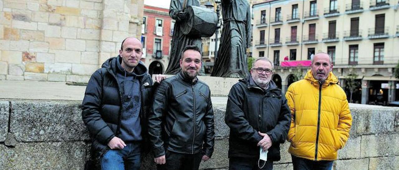 David Prieto, Alberto Vicente, Benito Lorenzo y Mauri Aguado. | Emilio Fraile |  A. Q. Y LOZ
