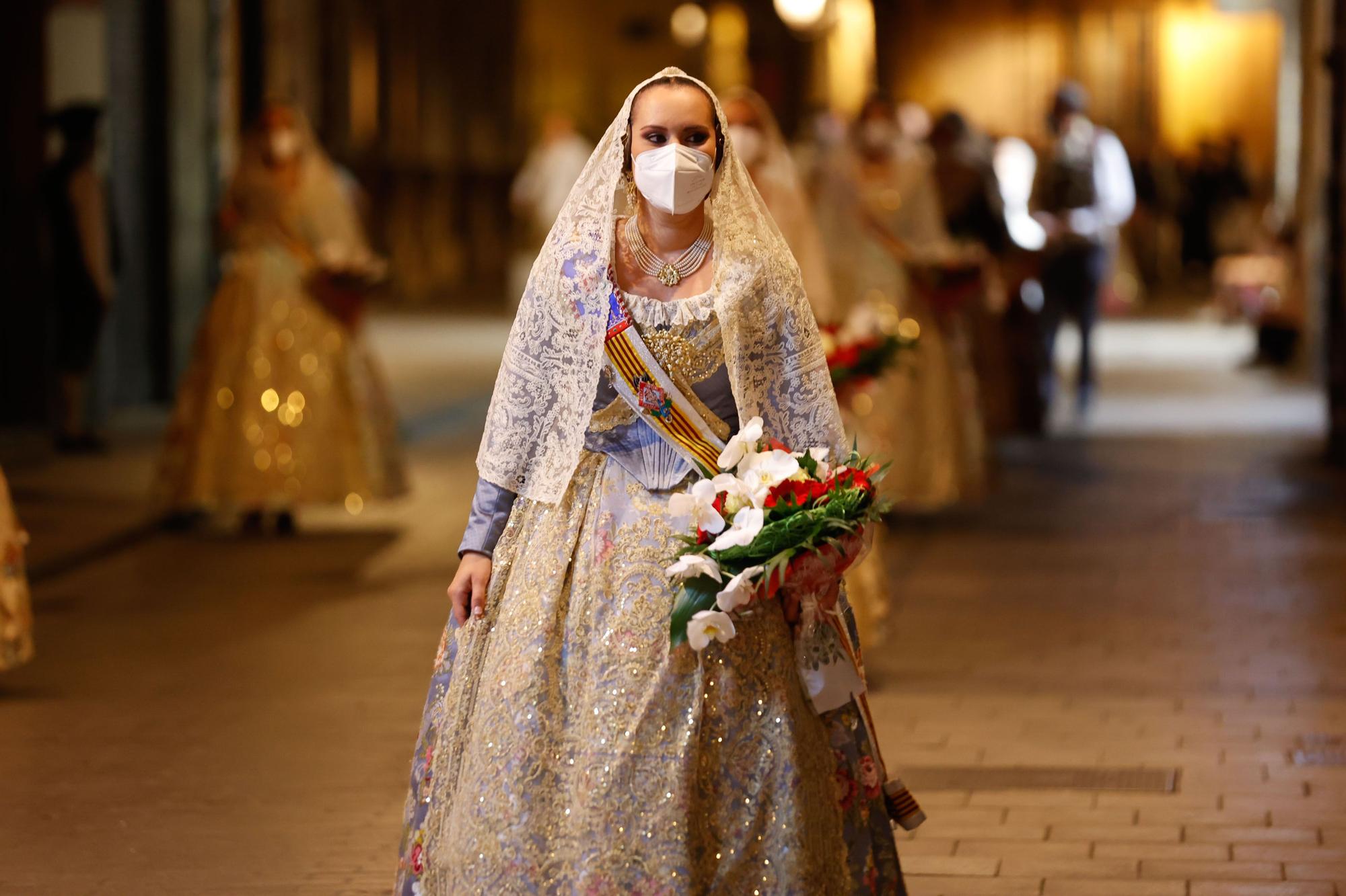 La Fallera Mayor y su Corte de Honor cierran la Ofrenda más atípica