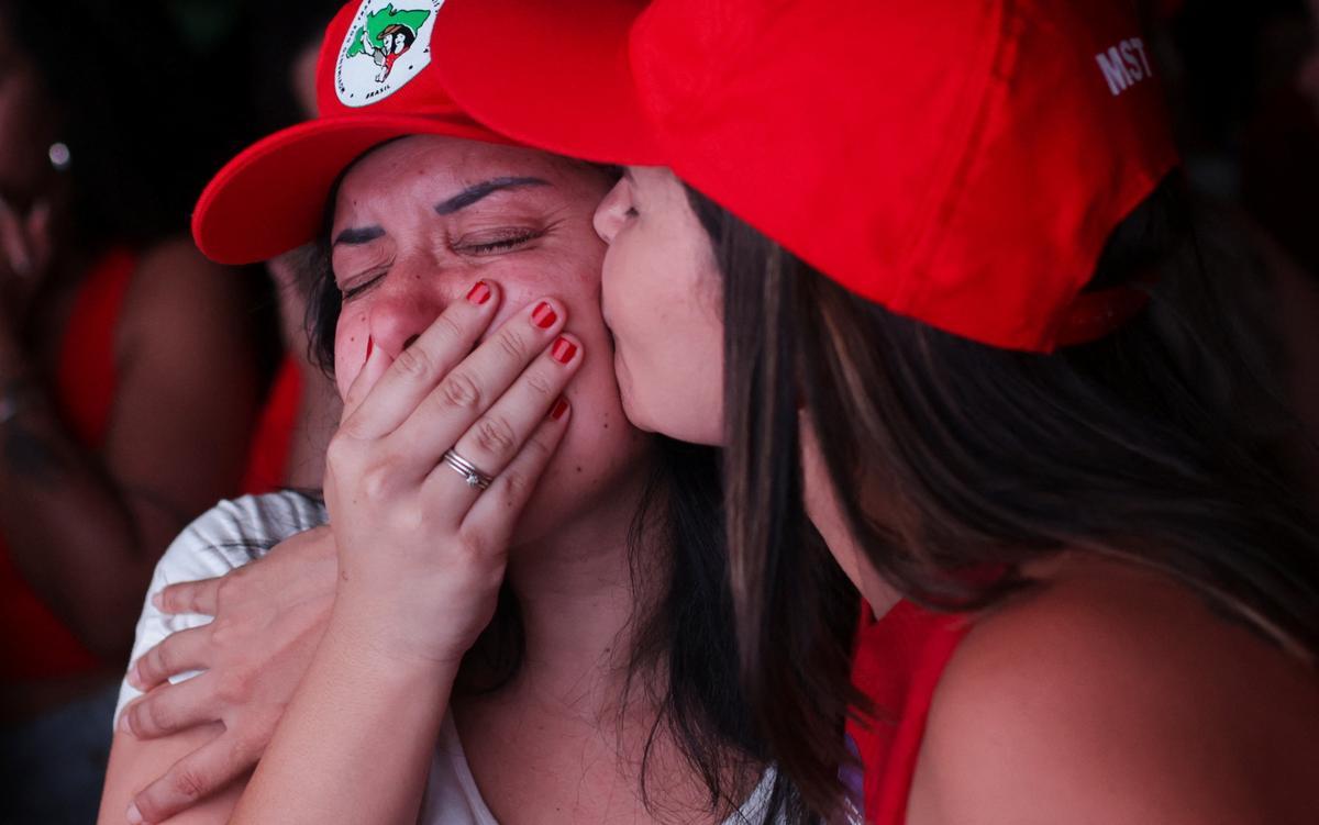 Los seguidores de Lula da Silva celebran su victoria en las elecciones brasileñas