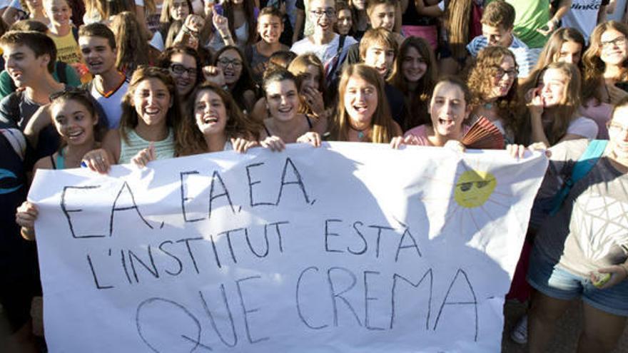 Protesta contra el calor en un instituto de Valencia en septiembre