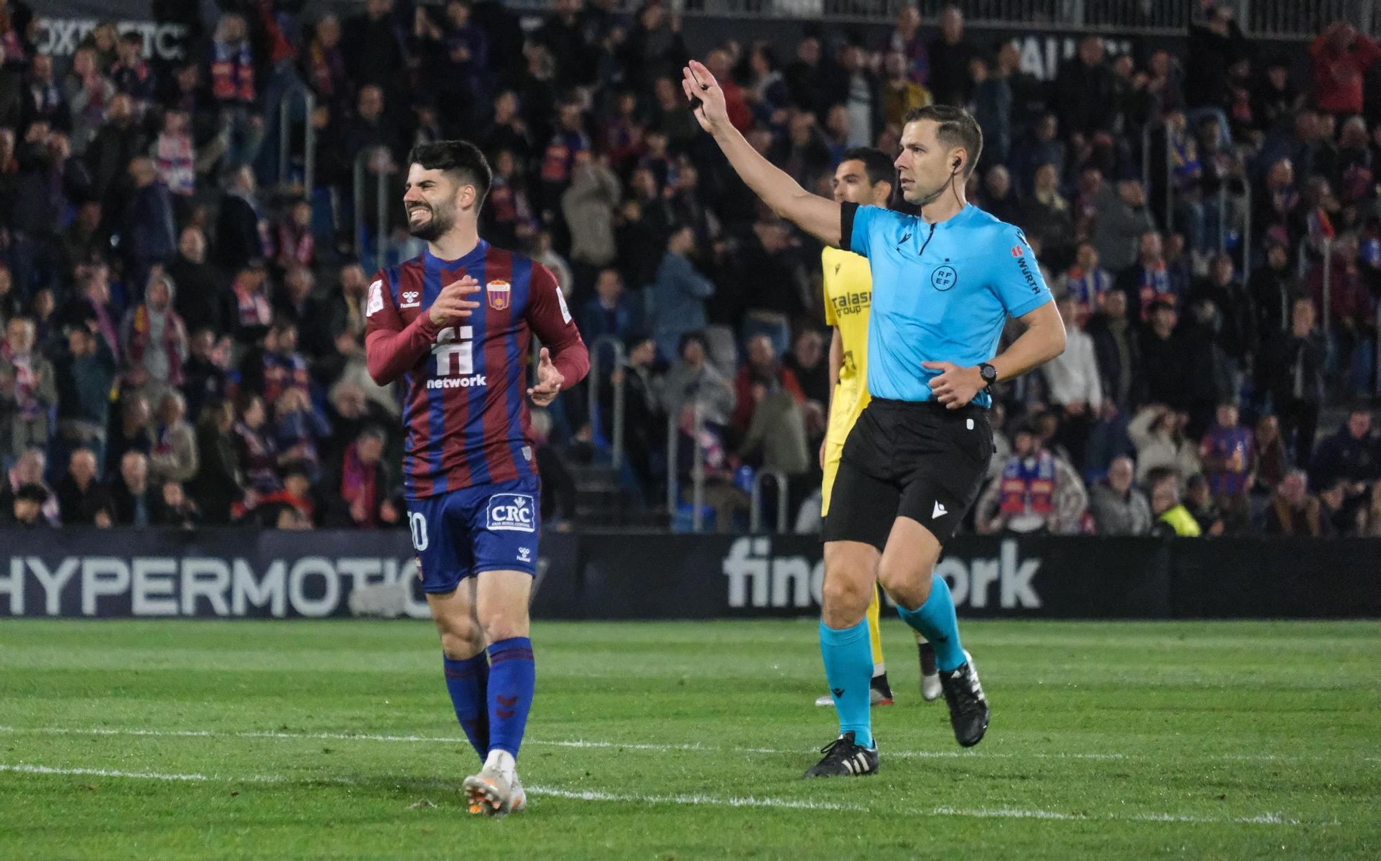 Las mejores imágenes del CD Eldense - FC Cartagena (0-0)