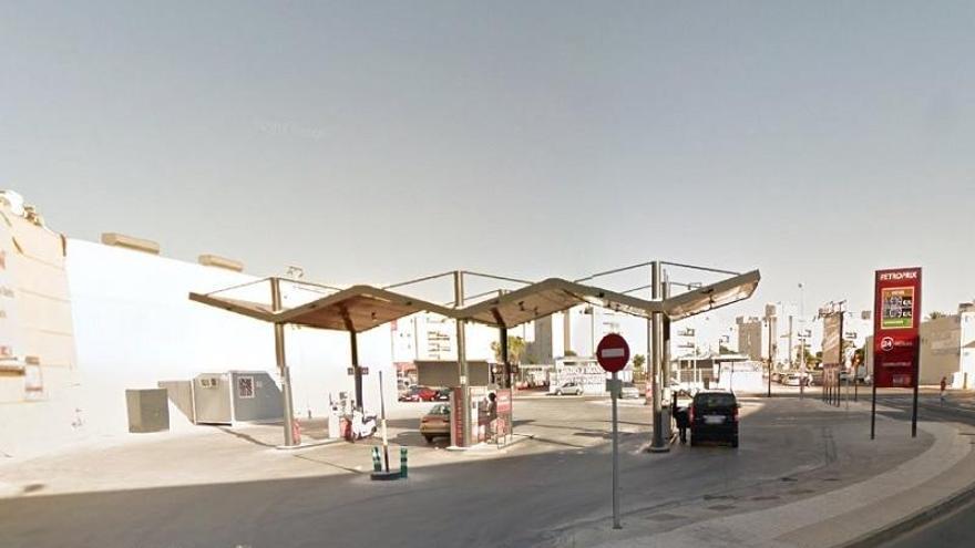 Gasolinera de la calle Licurgo, de las más baratas de Málaga capital.