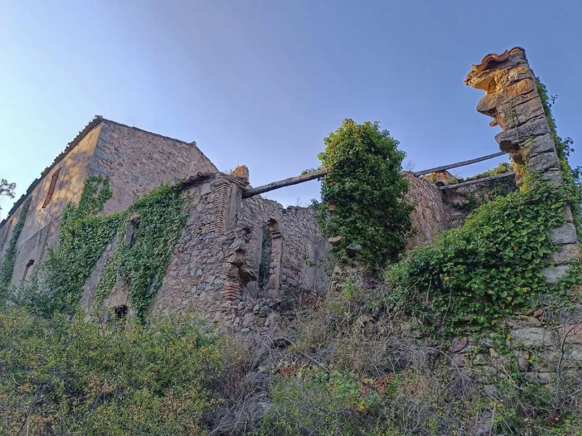 Santa Llúcia, exemple del patrimoni abandonat.