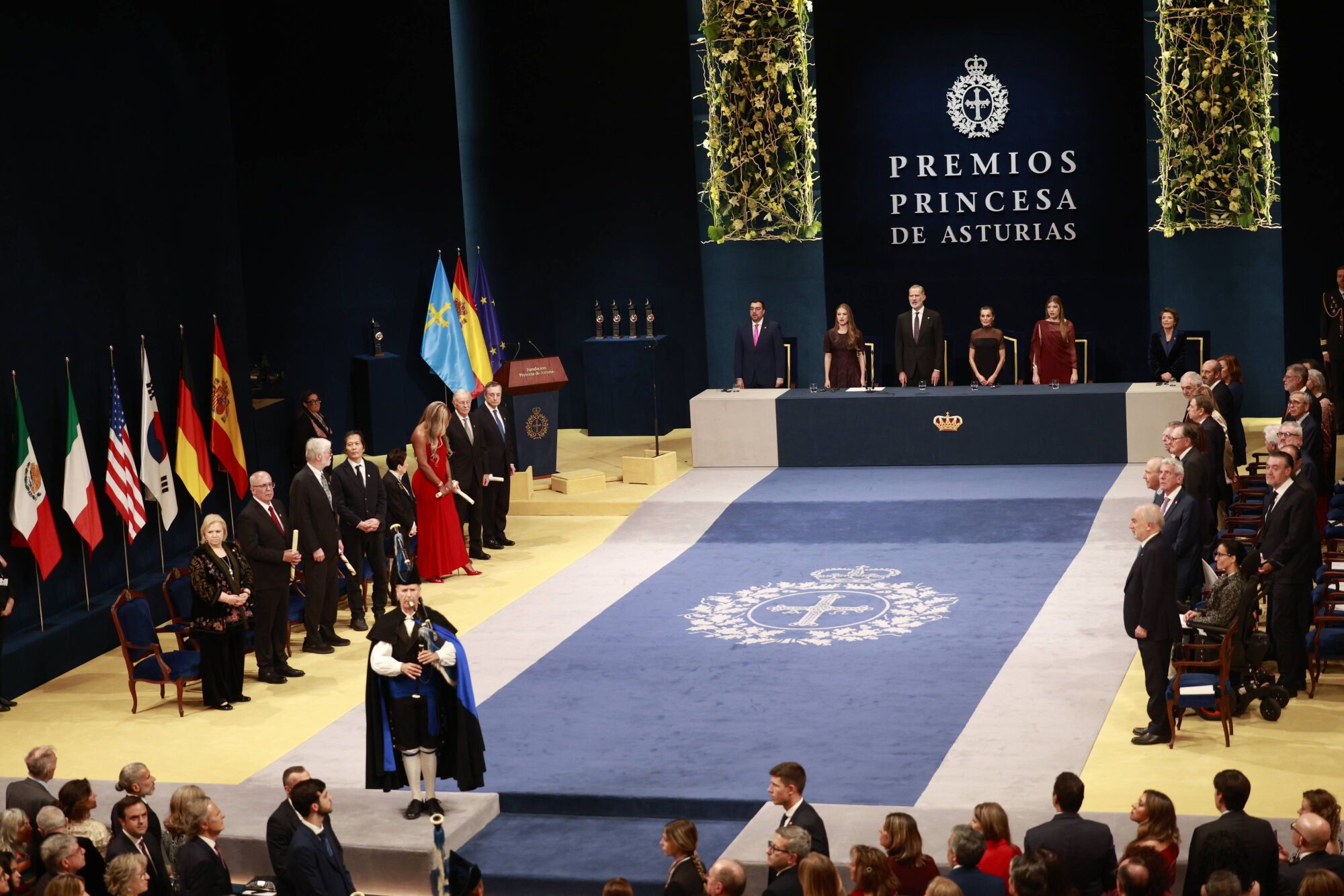 Así fue la ceremonia de los premios "Princesa de Asturias" 2025 en el teatro Campoamor de Oviedo