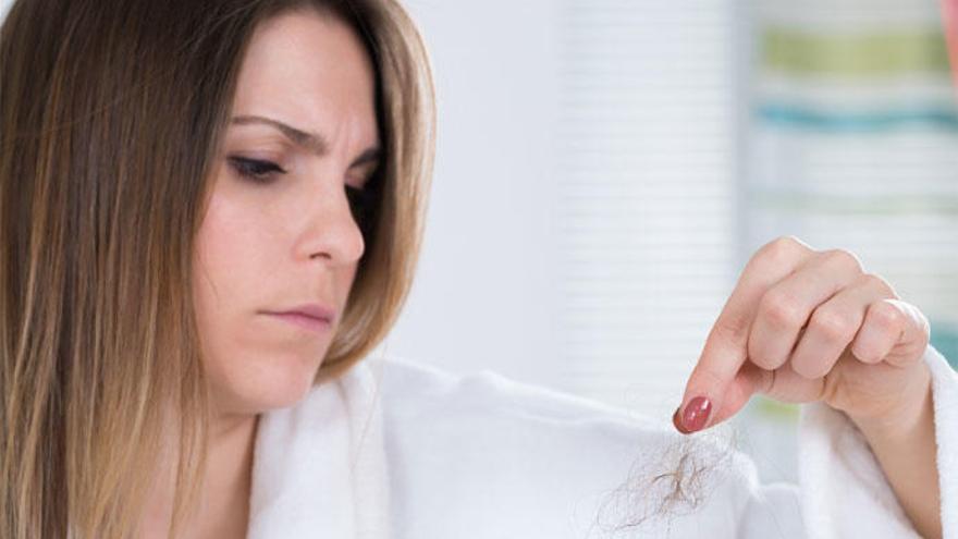 Caída del cabello: ¿Cuándo debes preocuparte?