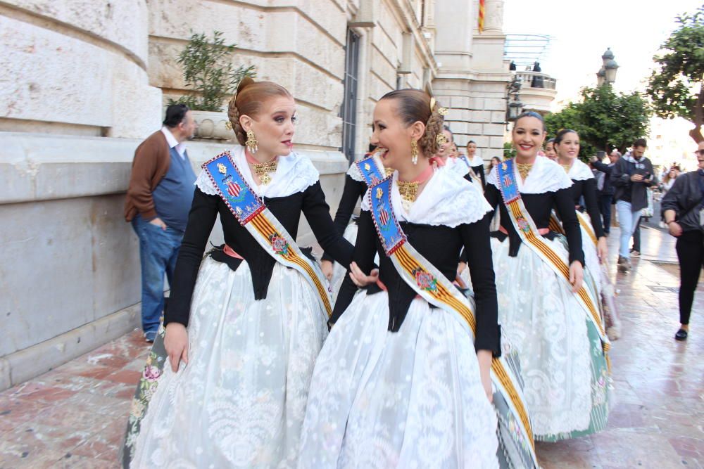 Susana y Neus. Caras de Felicidad.