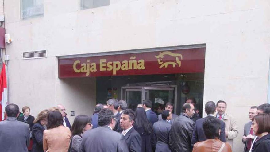 Los sindicatos convocan huelga en todas las oficinas de Banco Ceiss desde el día 30