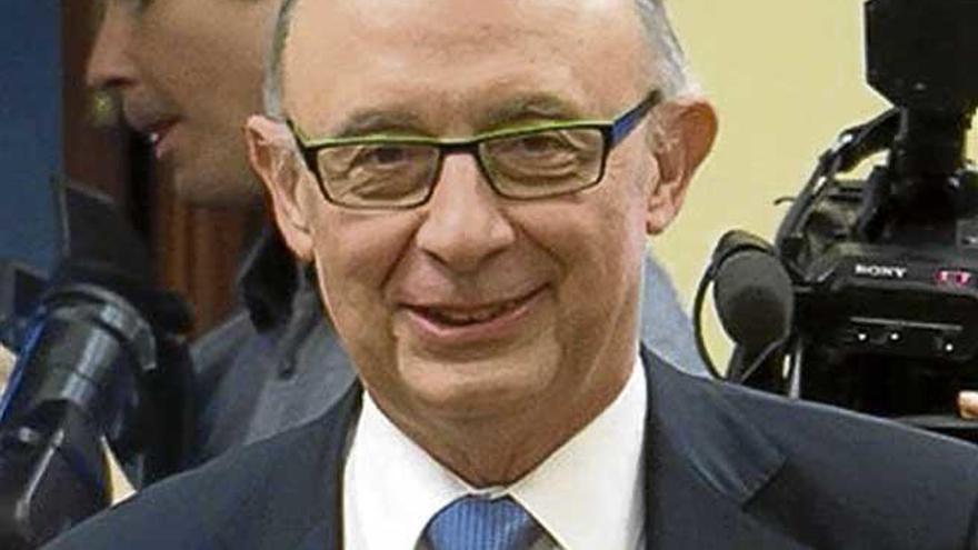 El ministro Montoro, criticado.