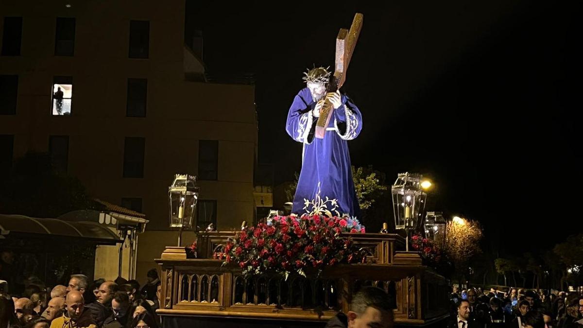 Traslado procesional del Nazareno de San Frontis en la Semana Santa de Zamora en 2026