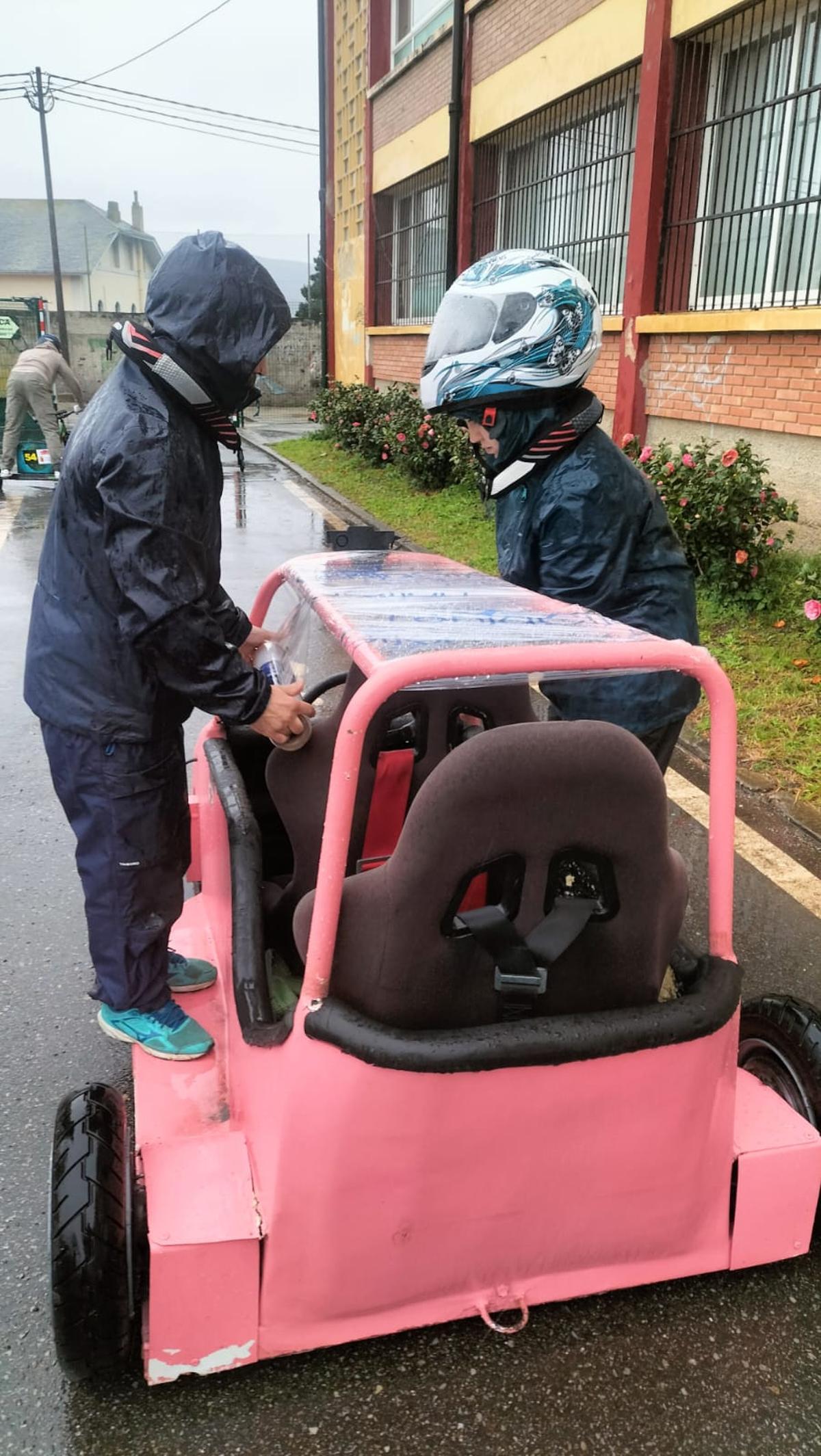 En imágenes: encuentro de autos locos en Luarca