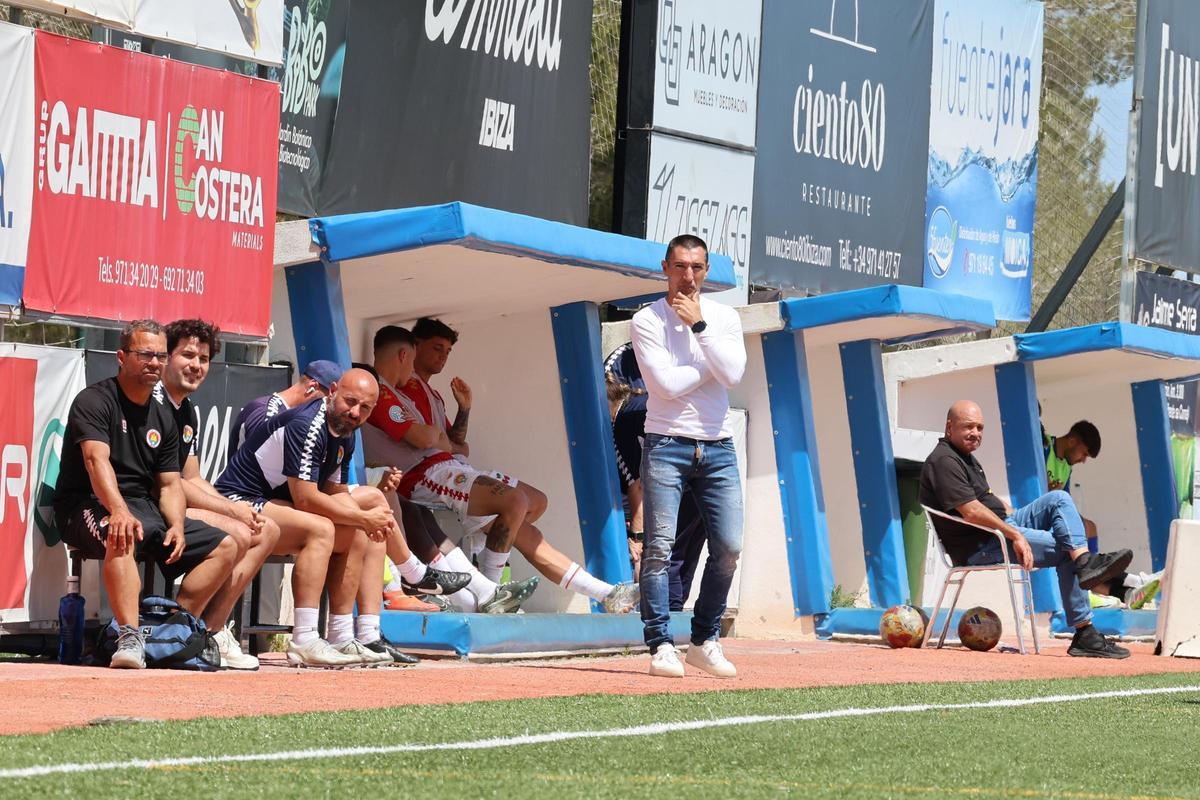 Imágenes del empate de la SD Ibiza ante el CE Andratx por 2-2 en Sant Rafel