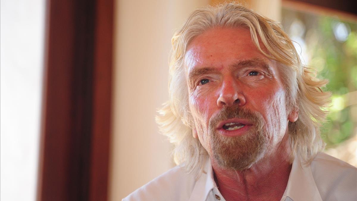 mbenach22445844 richard branson speaks to the press at his property on necke170906172139