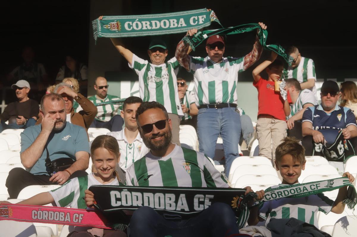 Córdoba CF-Mirandés | Las imágenes de la afición en El Arcángel