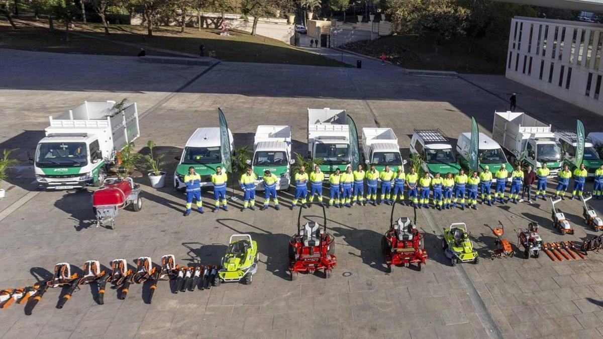 Benidorm presenta un nuevo servicio de conservación y limpieza de zonas verdes gestionado por Actúa