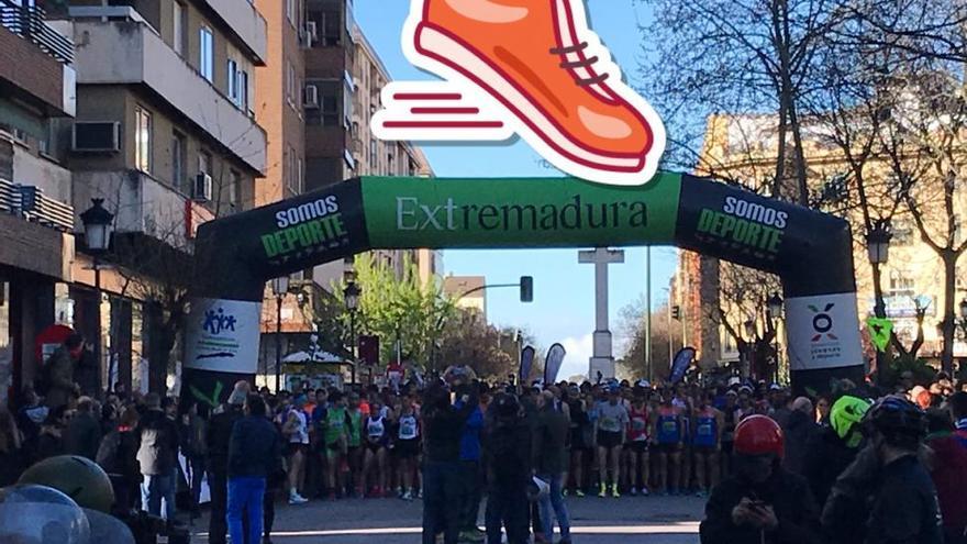 Mario Mirabel y Cristina Jordán ganan la media maratón de Cáceres