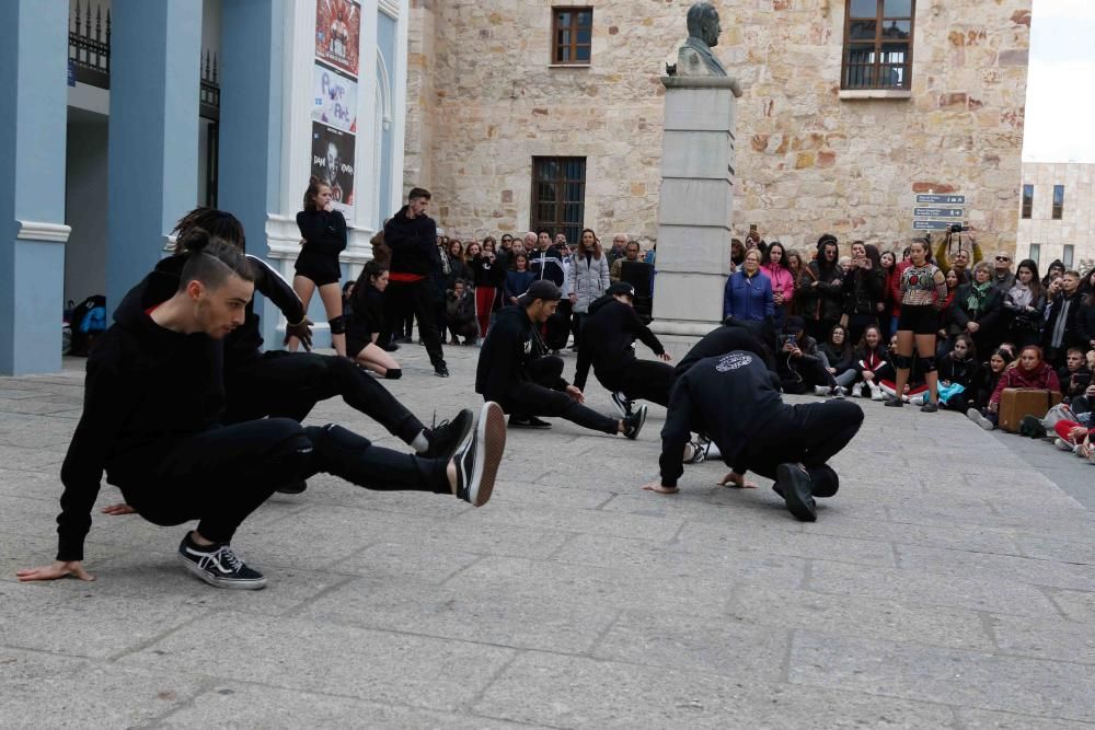 Pasacalles de Danza y Expresión Corpora