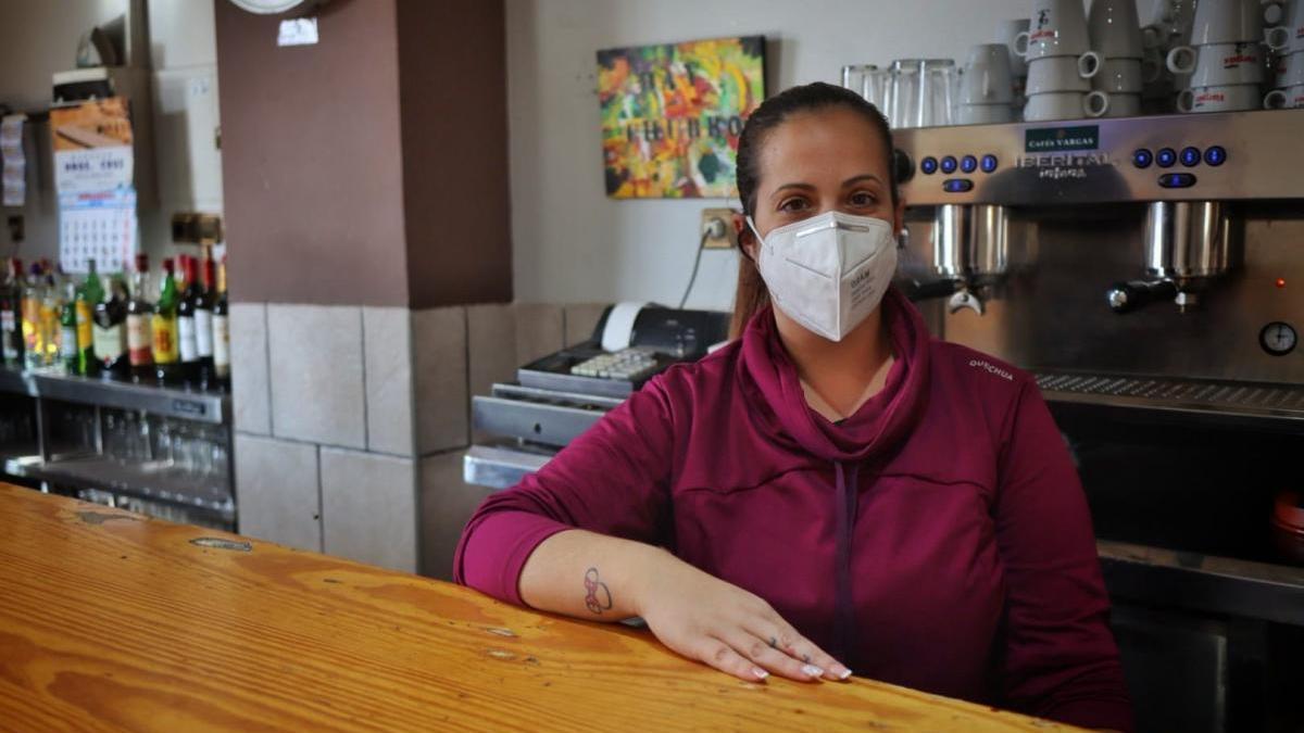 Roban a la dueña de un bar del barrio de Llera a punta de pistola