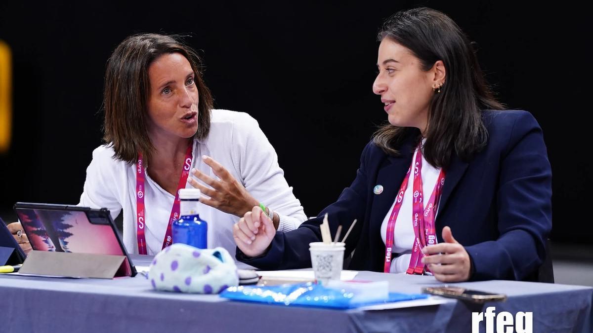 Gema Terrades Piera, a la izquierda, en una competición