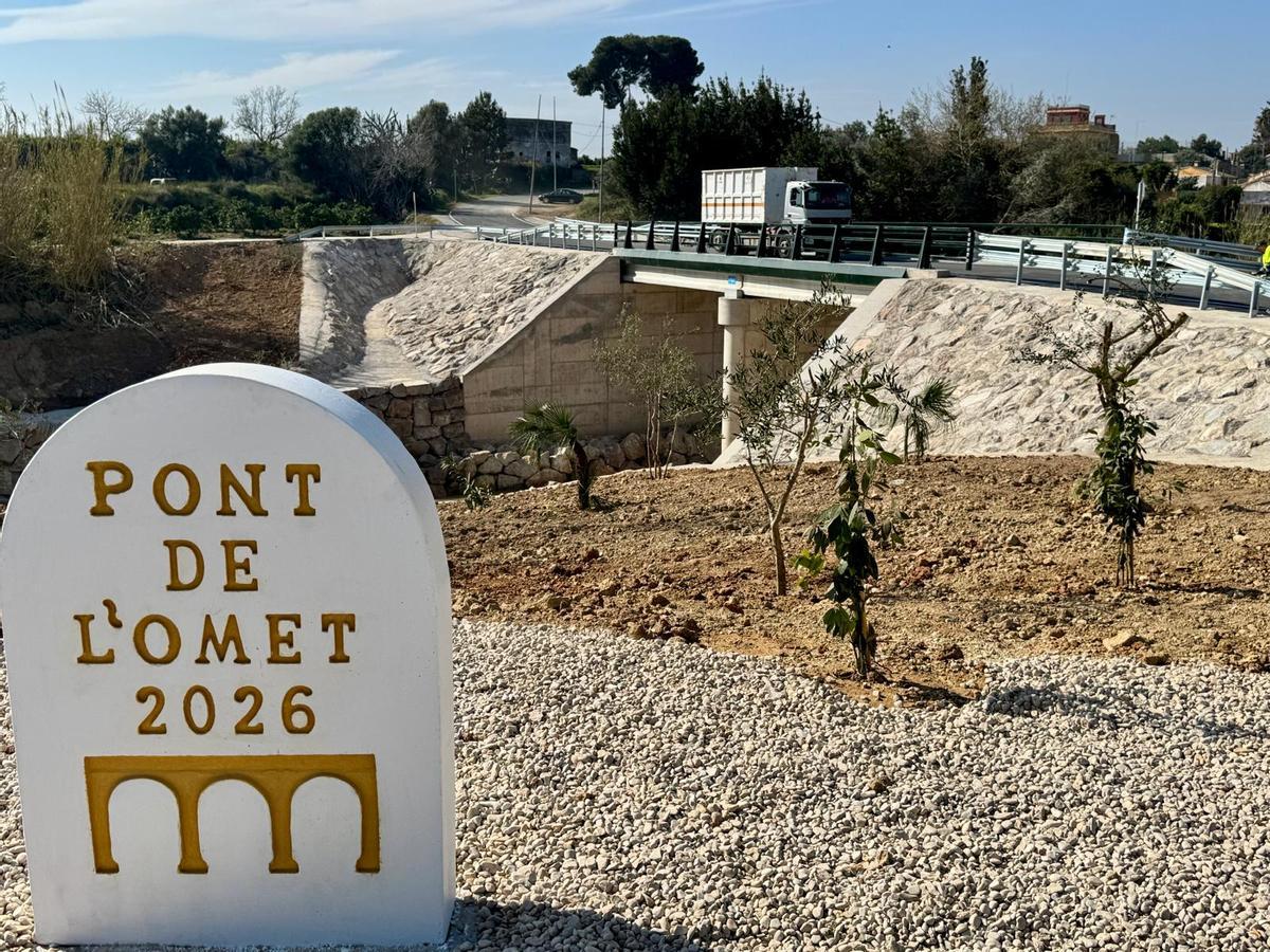 Reabre al tráfico el Pont de l'Omet de Picassent tras la dana.