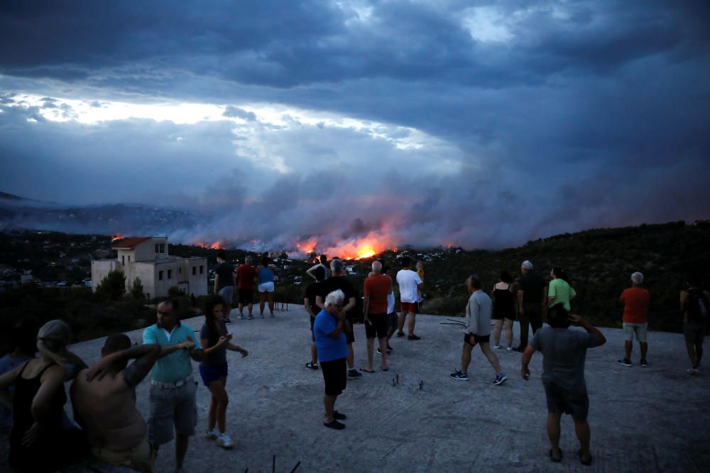 Greus incendis a Grècia