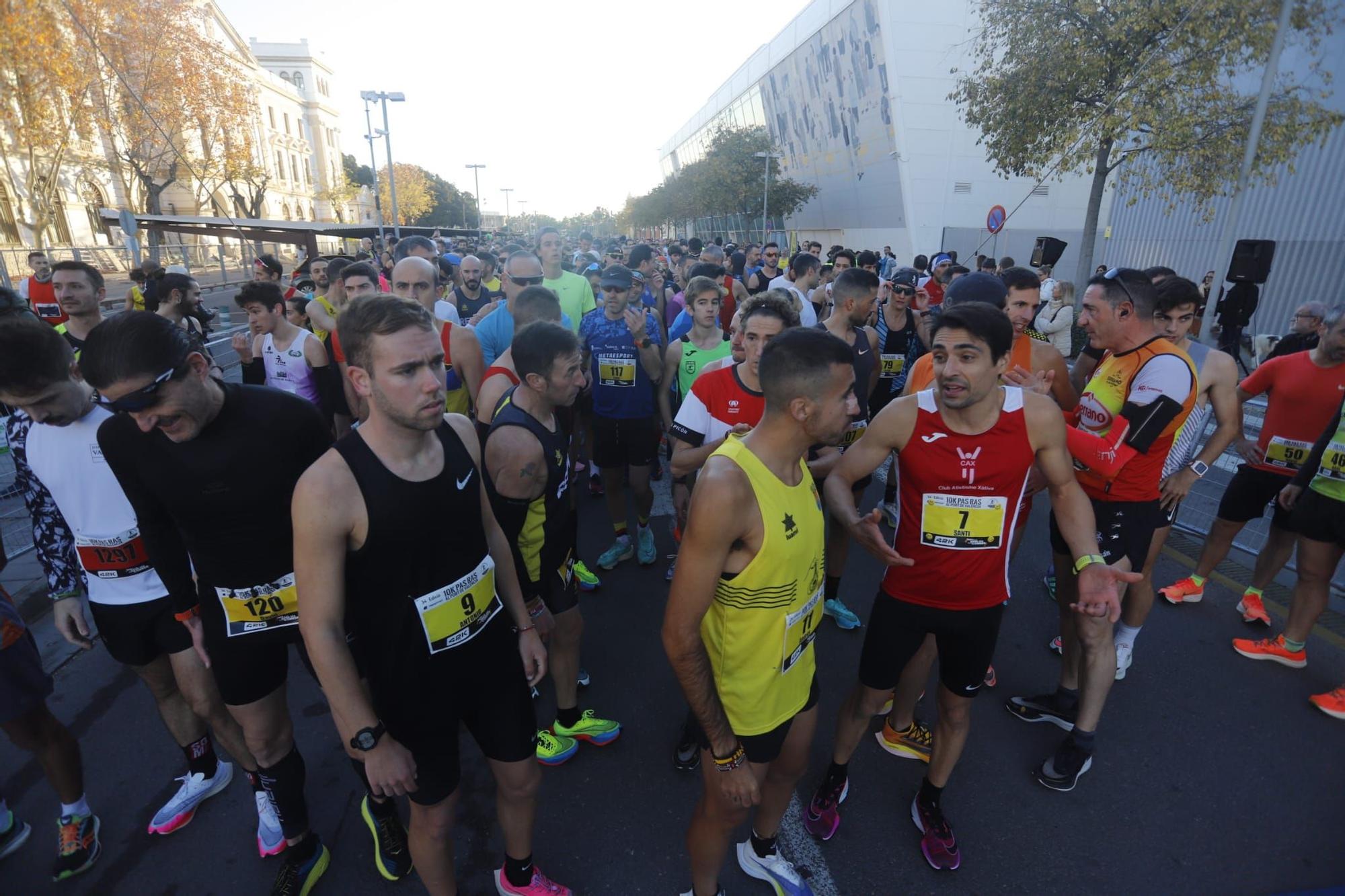 Búscate en la carrera 'Pas ras al port' de València