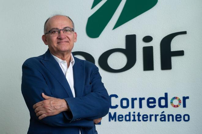 Joan Calabuig, comisionado del corredor mediterráneo: "Es difícil una fecha por la complejidad, pero la línea hasta Barcelona estará en uso el primer trimestre de 2028"