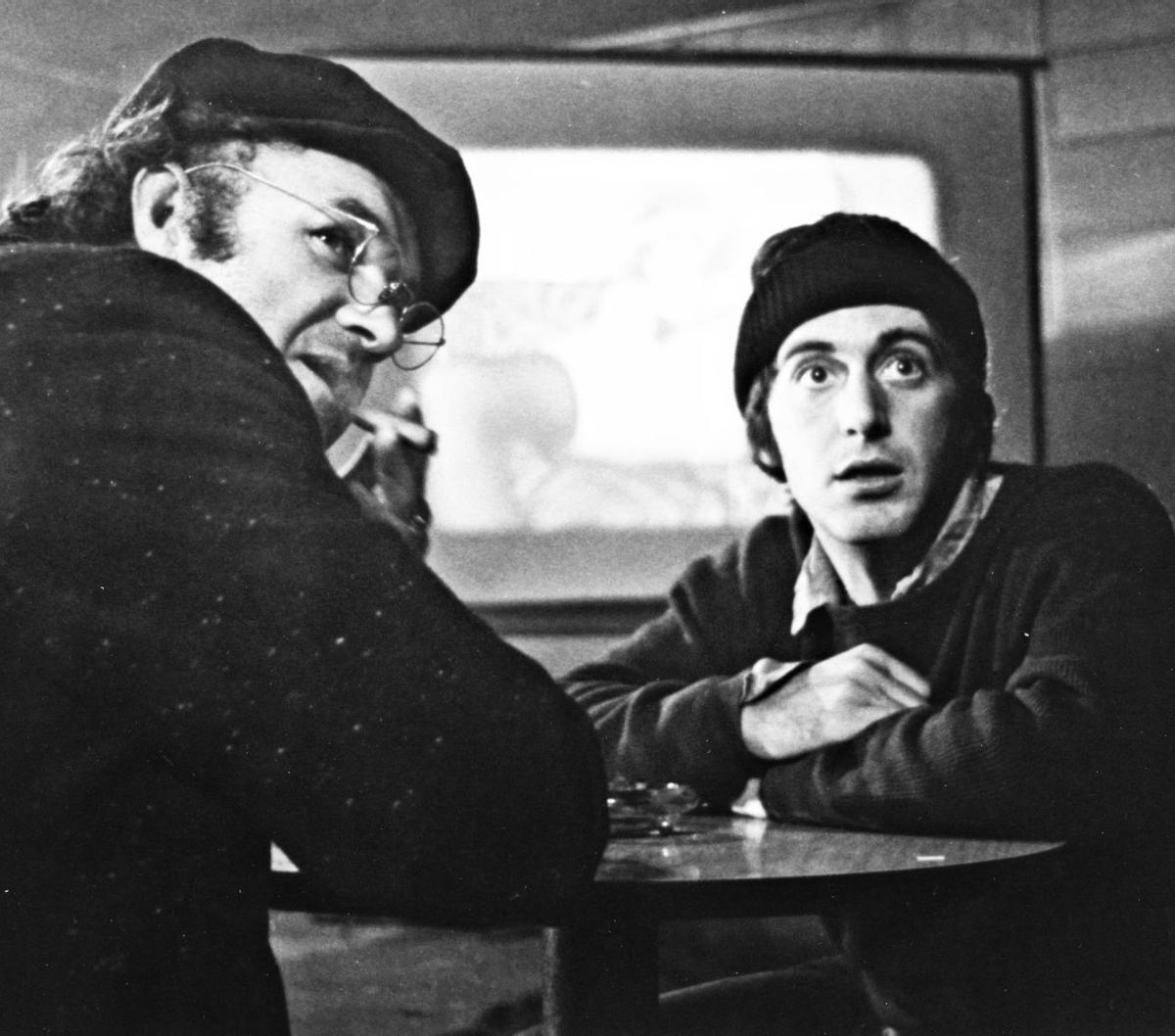 Gene Hackman y Al Pacino en 'El espantapájaros' (1973).