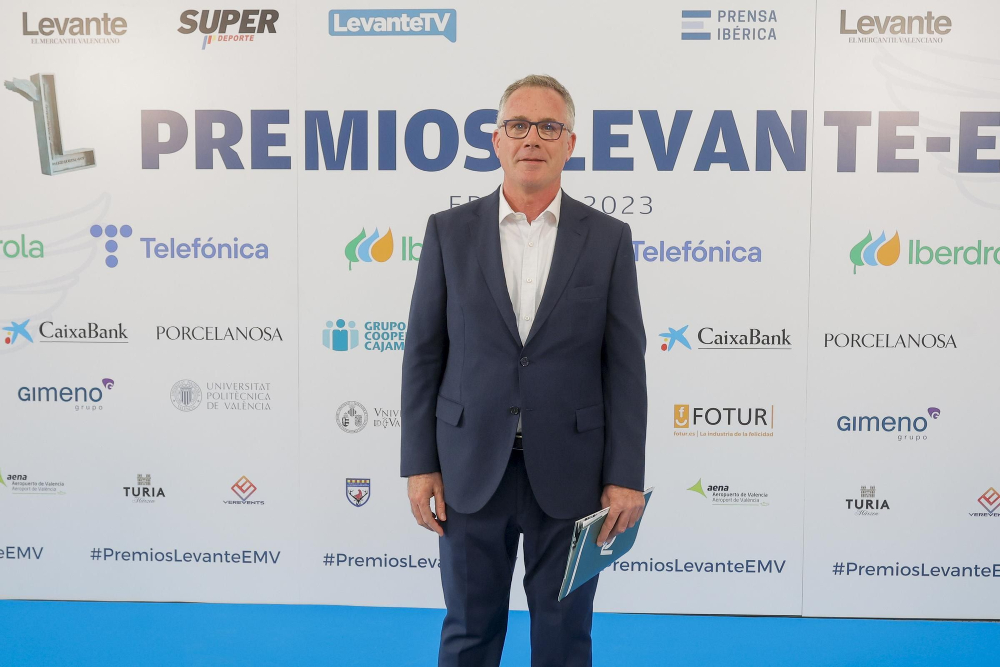 Búscate en la Gala de los Premios Levante 2023