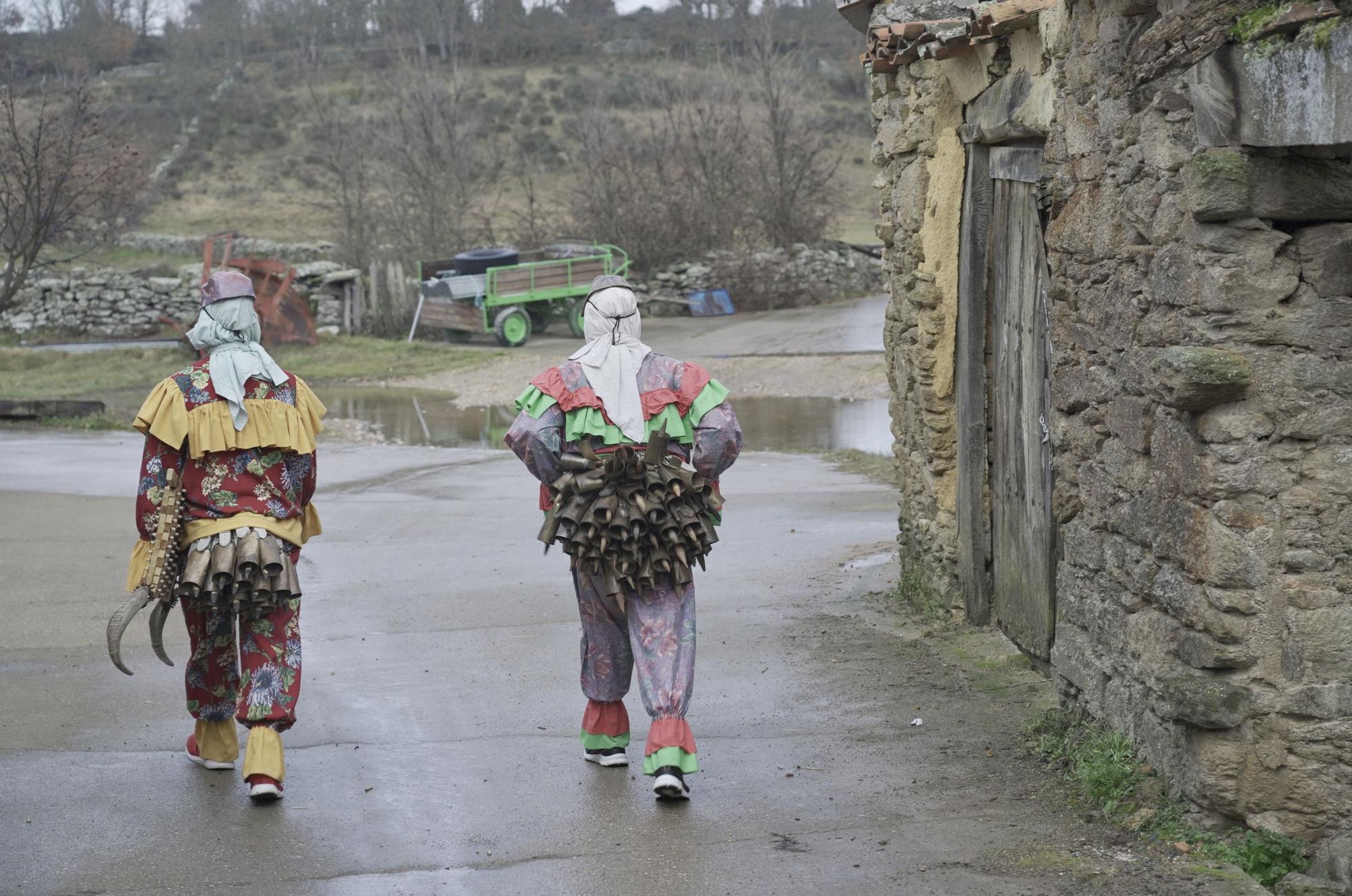 GALERIA | Martes de Carnaval en Villanueva de Valrojo