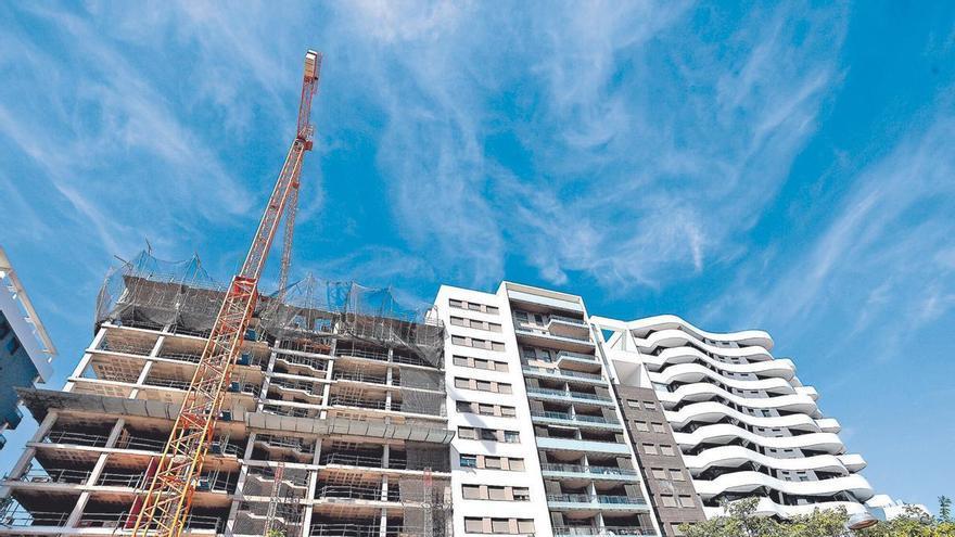 La falta de capacidad eléctrica retrasa la construcción de viviendas