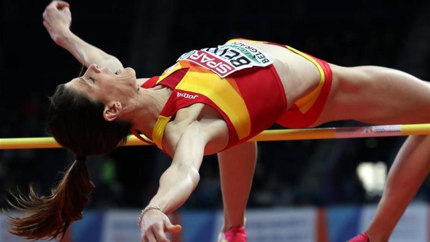 Ruth Beitia da la primera medalla a España