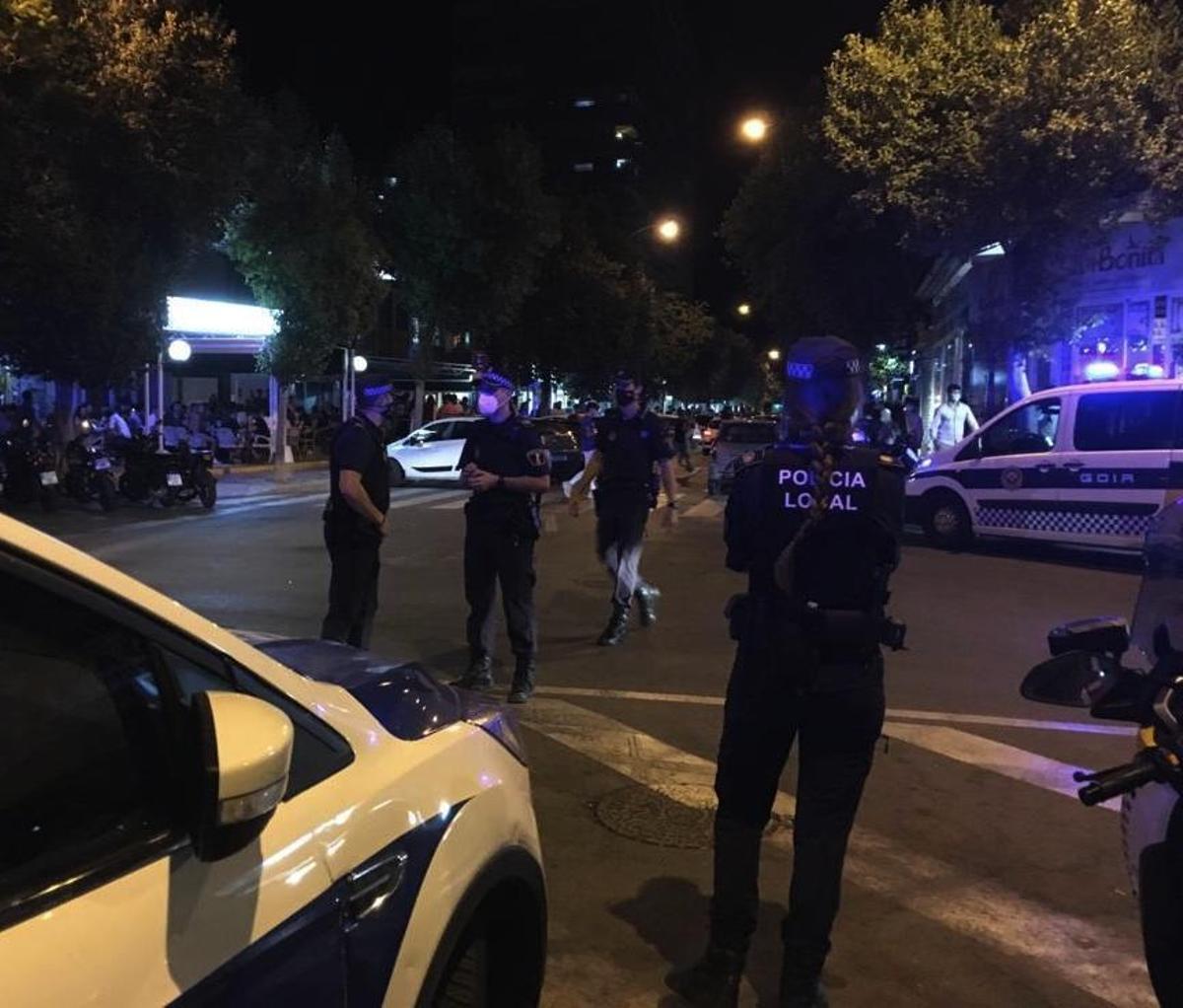 La Policía desaloja la primera discoteca en Alicante por no cumplir las medidas del covid