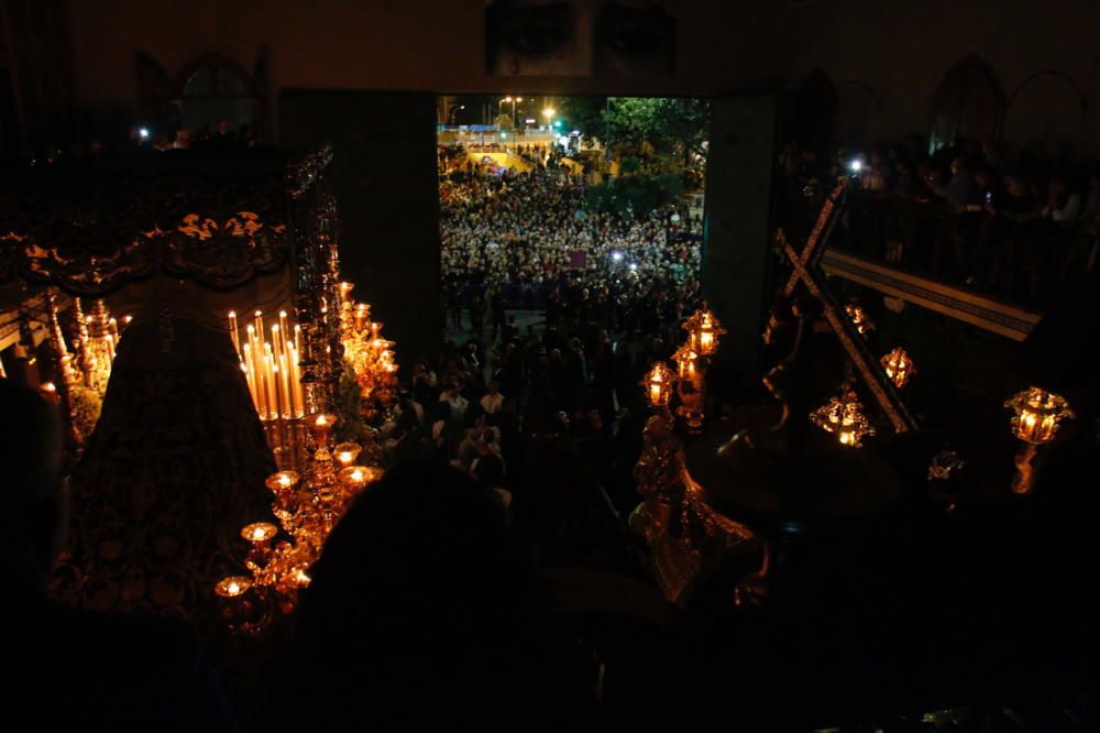 Las imágenes de la cofradía de la Esperanza, la última hermandad en salir en el Jueves Santo de la Semana Santa de Málaga