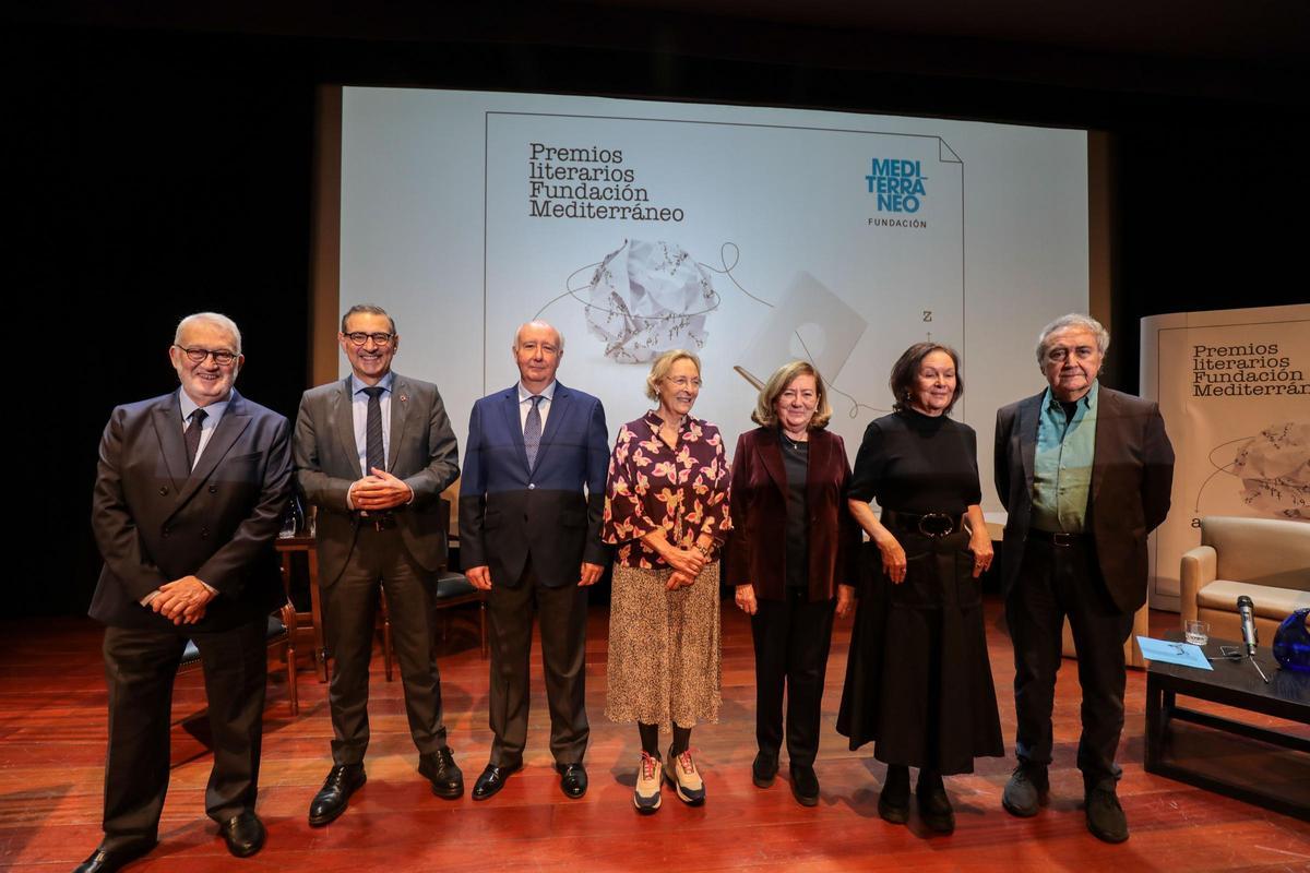 Luis Boyer, José Luján, Francisco Florit, Soledad Puértolas, Silvia Pratdesaba, Clara Sánchez y Vicente Molina Foix