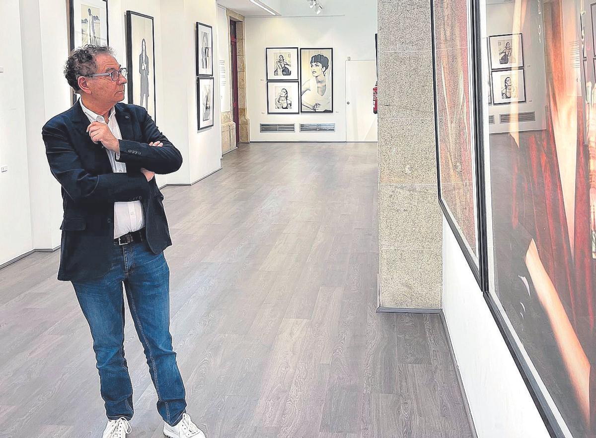 Roberto Verino, en la inauguración de la exposición sobre su empresa, en Verín. 