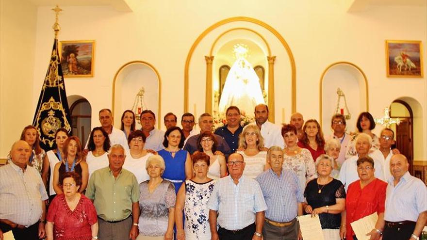 Homenaje a las parejas, en su bodas de oro y plata