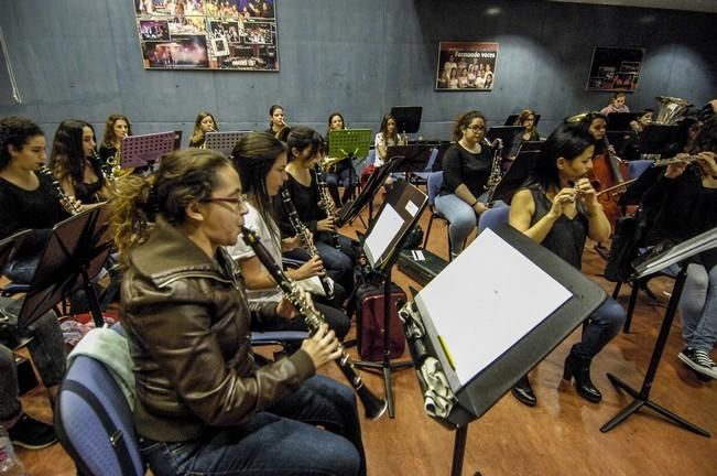 ORQUESTA SOLO DE INSTRUMENTOS DE VIENTO Y SUS ...