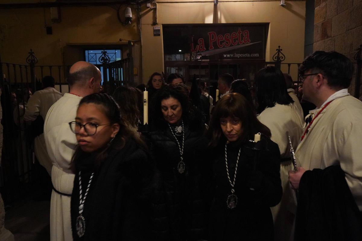 GALERÍA | Las mejores imágenes de Nuestra Madre de las Angustias tras suspender la procesión