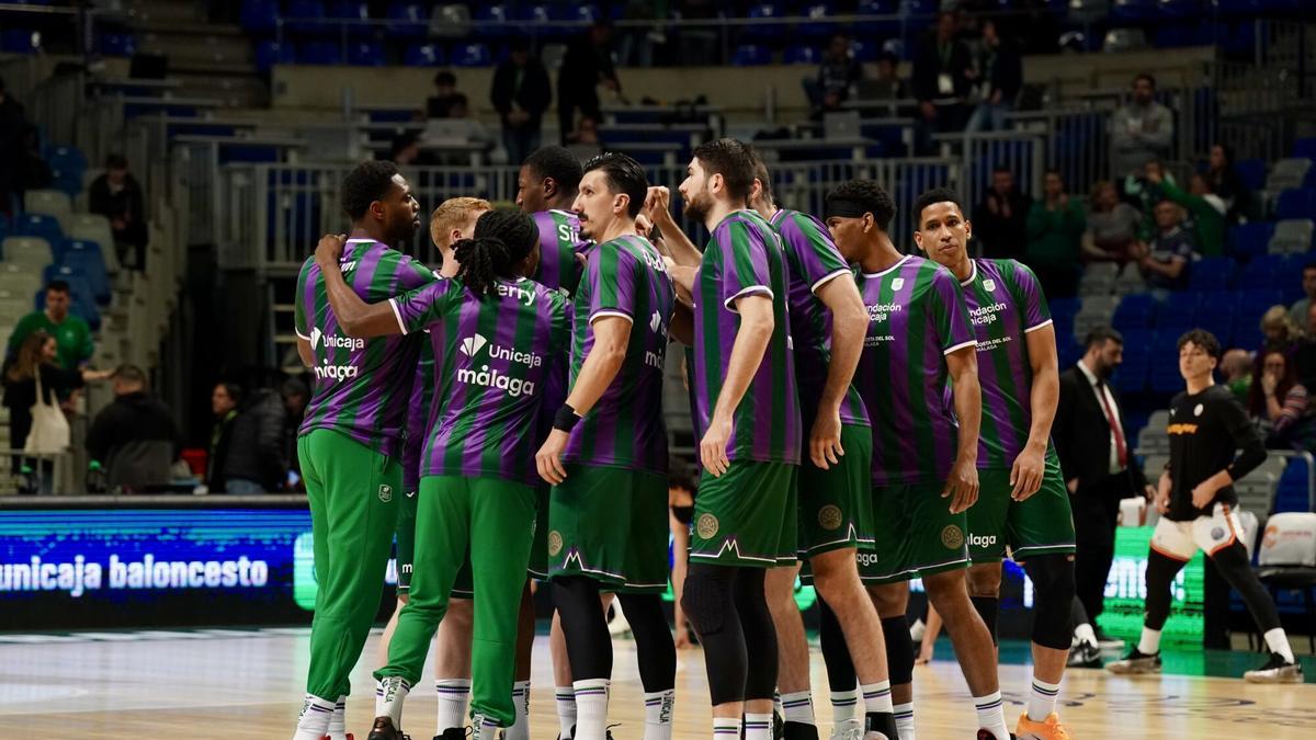 Los jugadores del Unicaja, antes de un partido.