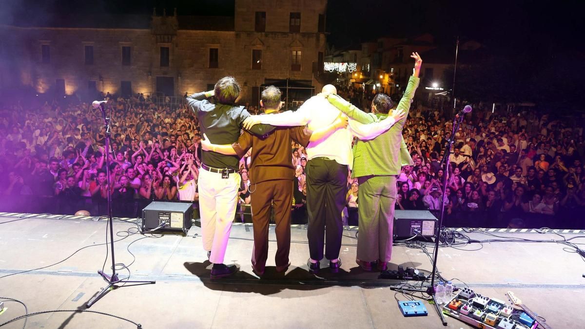Un concierto anterior de la Festa do Albariño en Fefiñáns.