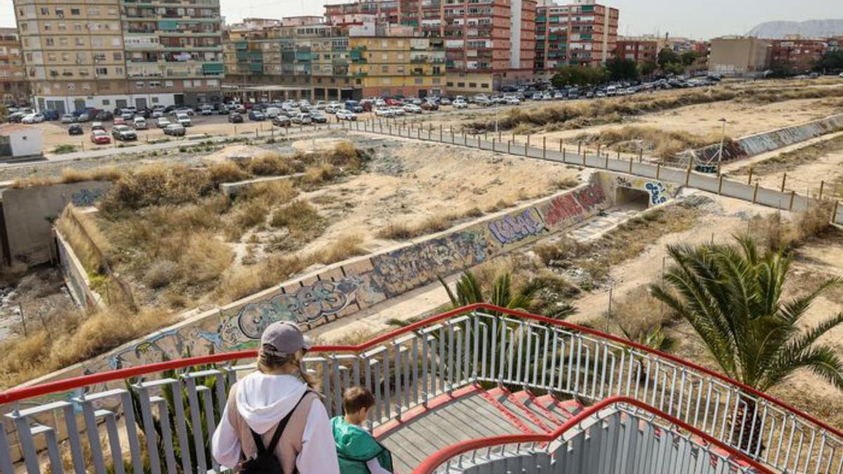 Análisis: Prisas de última hora en Alicante - Información