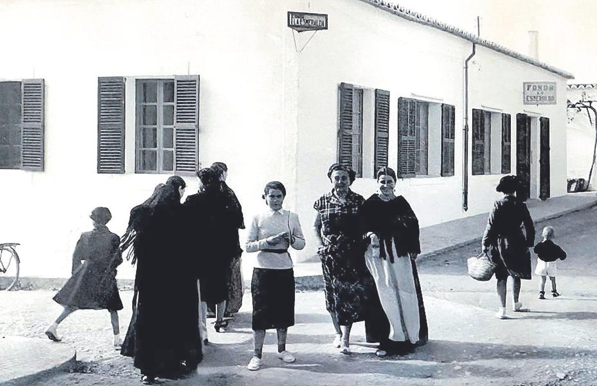 La antigua fonda Esmeralda en la calle Sant Antoni.
