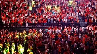 Explosión de felicidad en el Roig Arena con la victoria de España ante Argentina