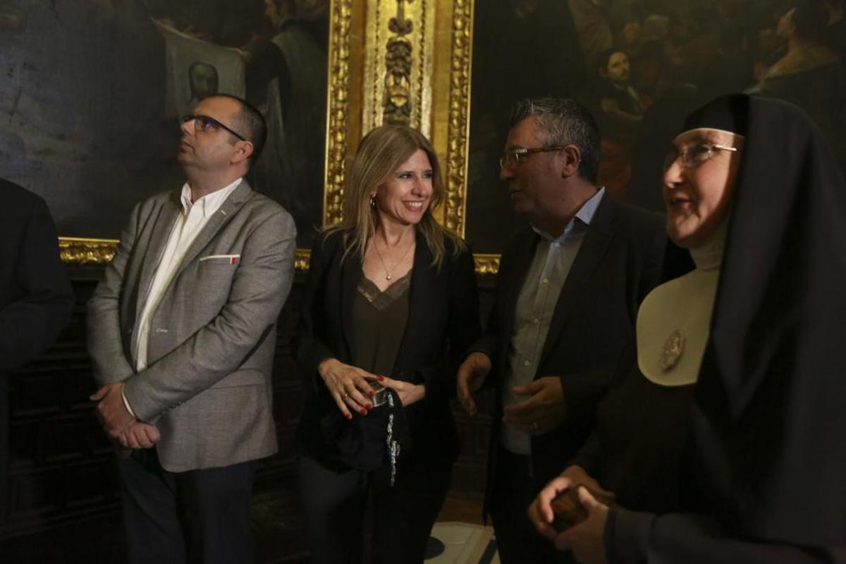 Pruebas en el camarín de la Santa Faz