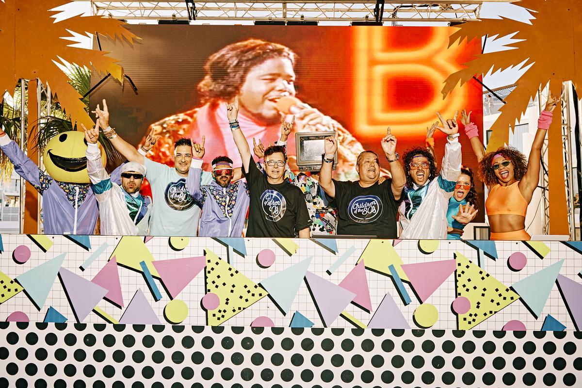 Los artistas más destacados de los años 80 y 90 pasarán por el escenario de Hard Rock Hotel Ibiza durante el verano.