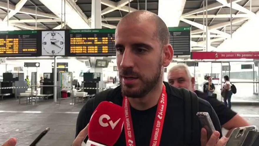 Quino Colom llega a Valencia con su oro mundial