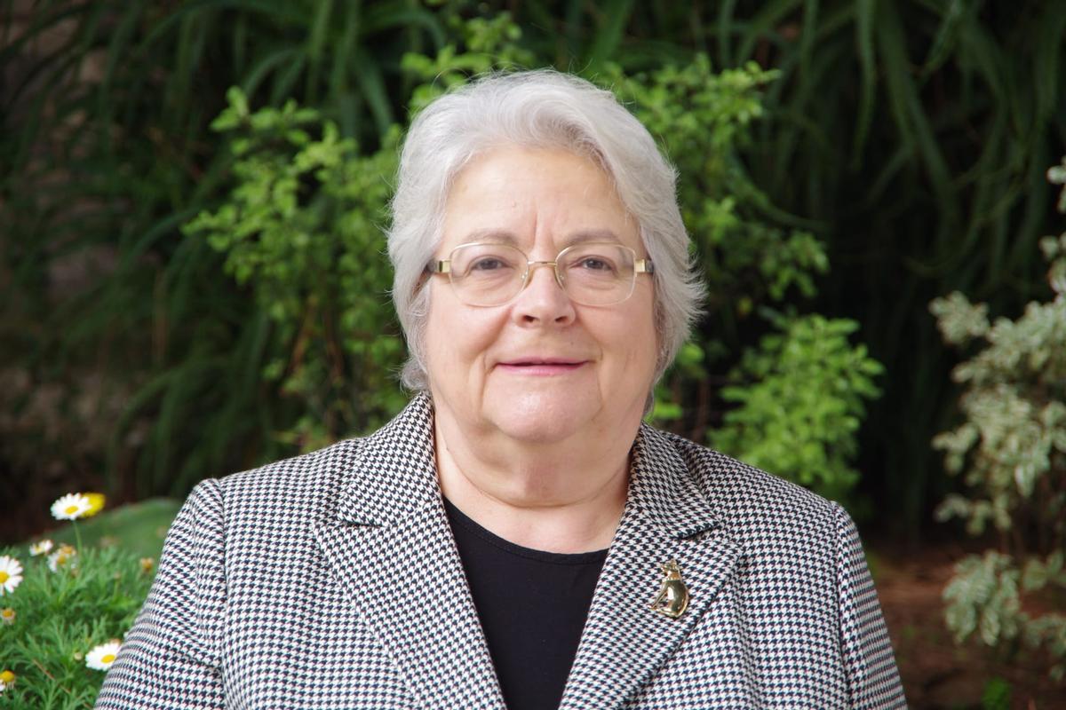 María de los Ángeles Pérez Samper.