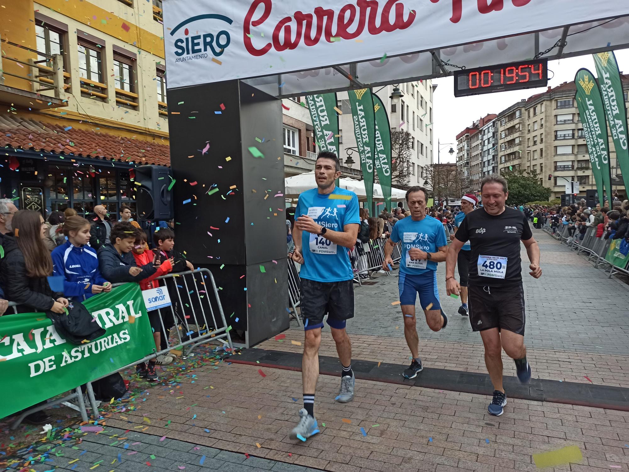 Casi 1.500 participantes disputan la carrera de Fin de Año de Pola de Siero