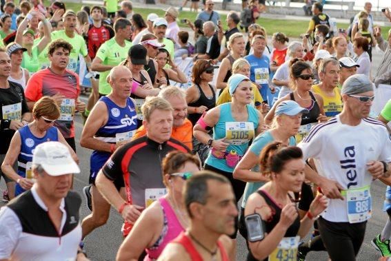 9.000 Läufer aus 49 Ländern gingen am Sonntag den 15.10. an den Start. In der Marathon Disziplin gingen die Deutschen leer aus.