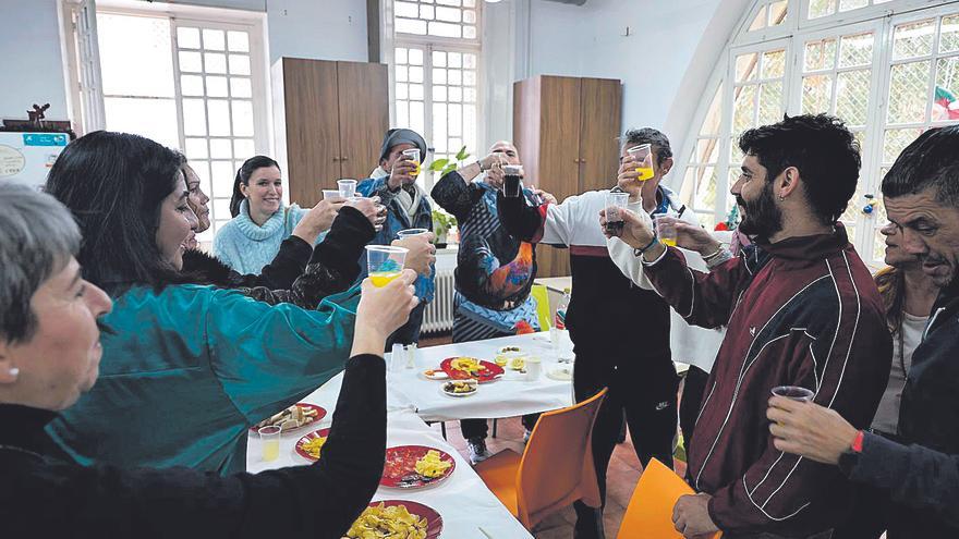 Un proyecto de La Huertecica favorece la inclusión social de 500 personas